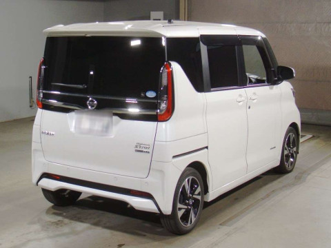 2016 Honda N-Box+ JF1[1]