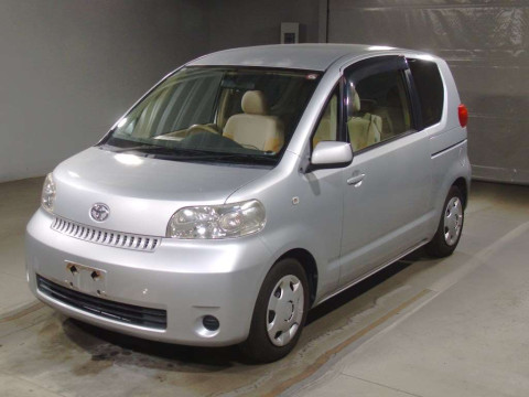 2004 Toyota Porte NNP10[0]