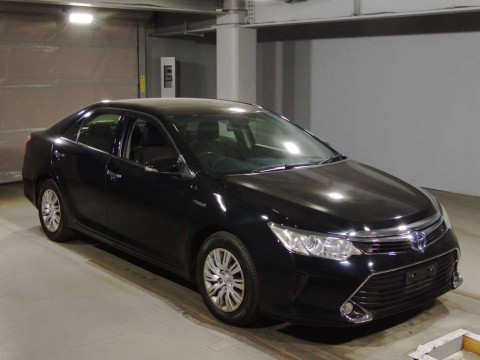 2016 Toyota Camry AVV50[2]