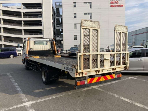 2015 Toyota Dyna Truck XZU720[2]