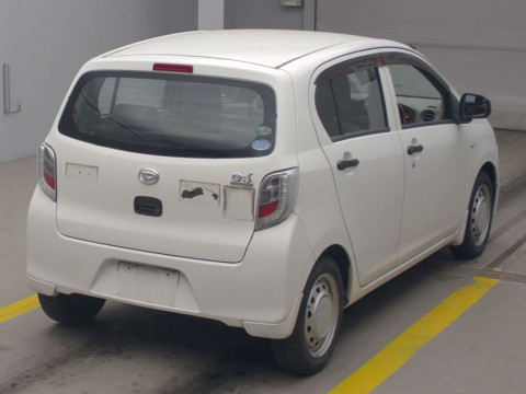 2016 Daihatsu Mira es LA300S[1]