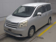 2008 Toyota Noah