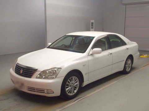 2004 Toyota Crown GRS182[0]