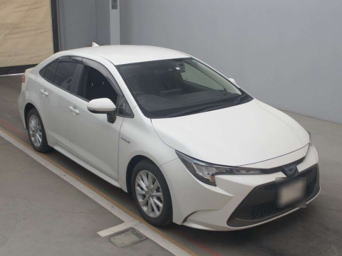 2020 Toyota Corolla Sedan ZWE211[2]