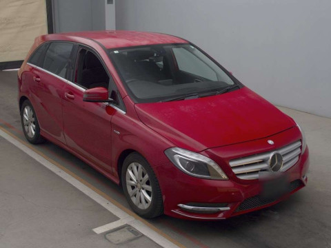 2012 Mercedes Benz B-Class 246242[2]