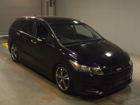 2012 Honda Stream RN6[2]