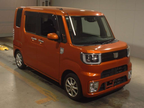 2019 Daihatsu Wake LA700S[2]