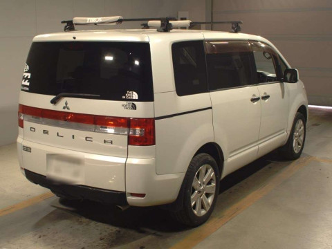 2007 Mitsubishi Delica D5 CV5W[1]