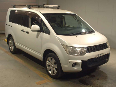 2007 Mitsubishi Delica D5 CV5W[2]