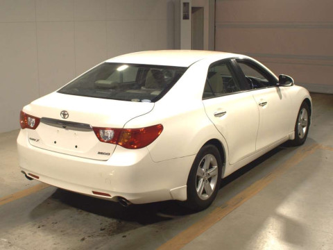 2010 Toyota Mark X GRX130[1]