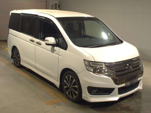 2012 Honda Step WGN Spada RK5[2]