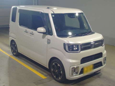 2019 Daihatsu Wake LA700S[1]