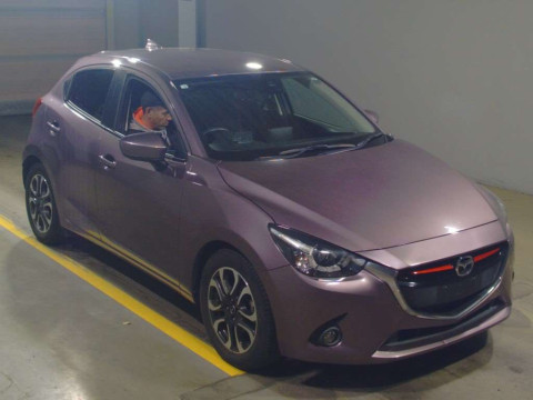 2016 Mazda Demio DJ5FS[0]