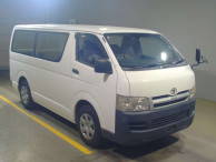 2005 Toyota Regiusace Van