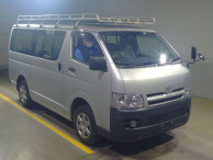 2004 Toyota Regiusace Van