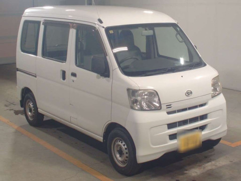 2017 Daihatsu Hijet Cargo S331V[2]