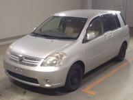 2010 Toyota Raum