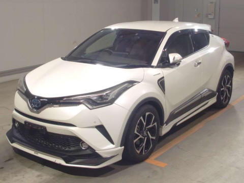 2018 Toyota C-HR ZYX10[0]