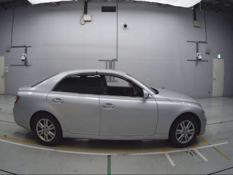 2007 Toyota Mark X GRX120[2]