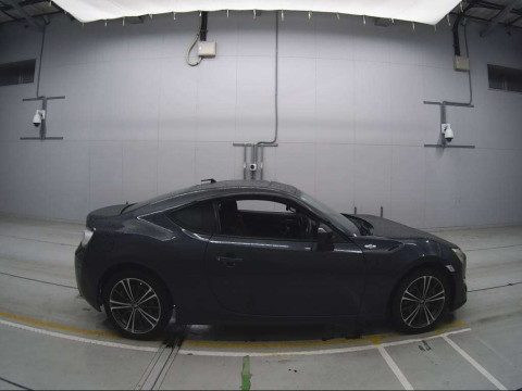 2014 Toyota 86 ZN6[2]