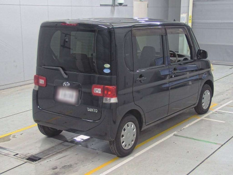 2010 Daihatsu Tanto L375S[1]