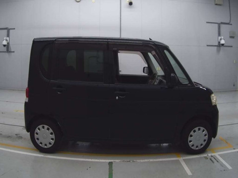 2010 Daihatsu Tanto L375S[2]