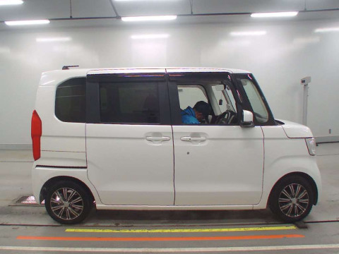 2019 Honda N-BOX JF3[2]