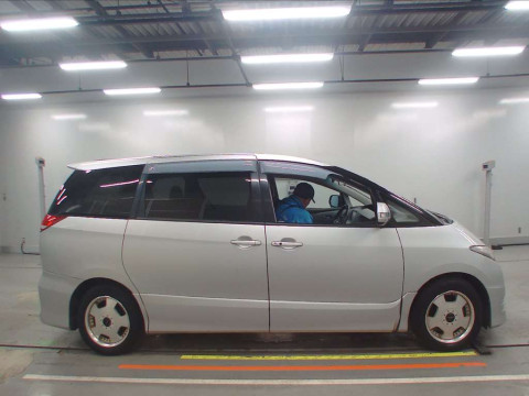 2007 Toyota Estima ACR50W[2]