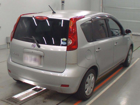 2010 Nissan Note E11[1]