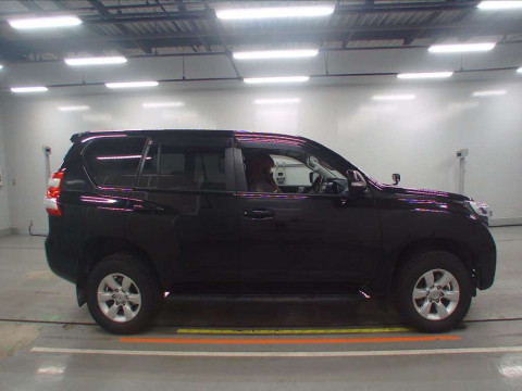 2015 Toyota Land Cruiser Prado GDJ150W[2]