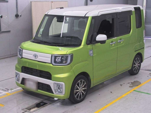 2020 Toyota Pixis Mega LA710A[0]