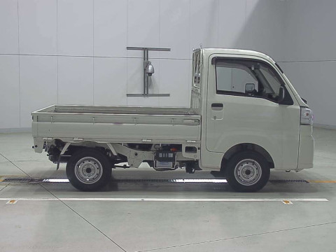 2023 Daihatsu Hijet Truck S500P[2]