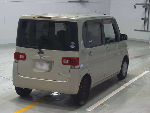 2010 Daihatsu Tanto L375S[1]