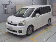 2012 Toyota Voxy