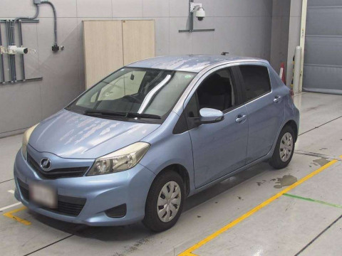 2013 Toyota Vitz NSP130[0]