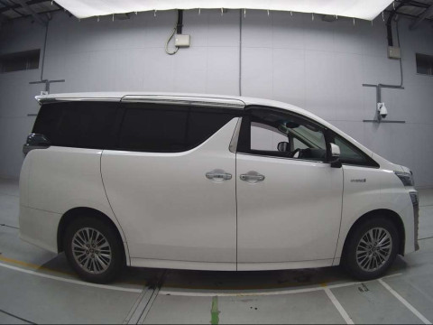 2018 Toyota Vellfire Hybrid AYH30W[2]