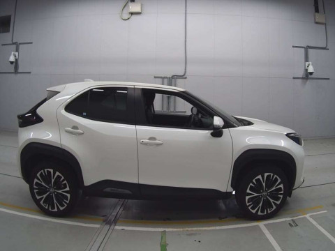 2021 Toyota YARIS CROSS MXPB10[2]