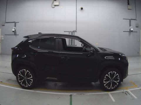 2021 Toyota YARIS CROSS MXPB10[2]