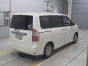 2010 Toyota Noah