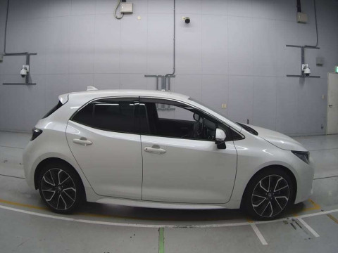 2020 Toyota Corolla Sports NRE210H[2]