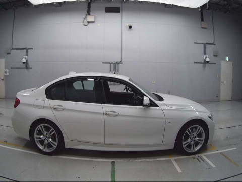 2014 BMW 3 Series 3A20[2]