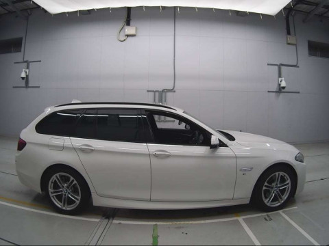 2015 BMW 5 Series MX20[2]