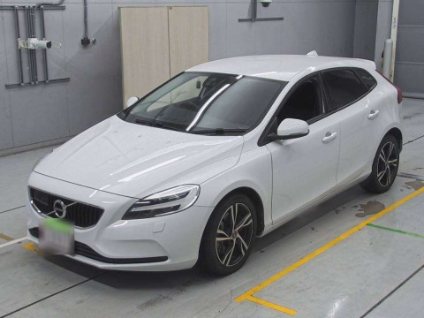 2017 Volvo V40 MD4204T[0]