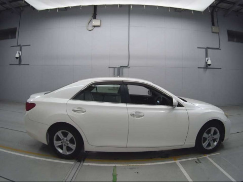 2010 Toyota Mark X GRX130[2]