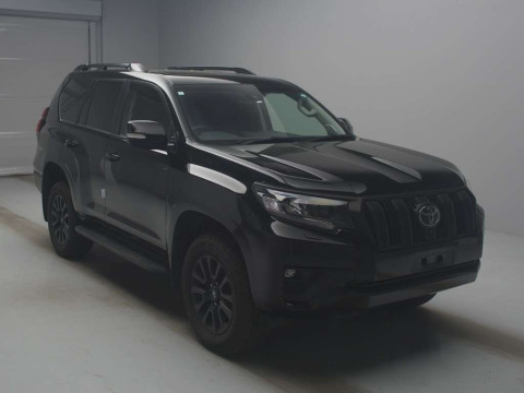 2023 Toyota Land Cruiser Prado GDJ150W[2]