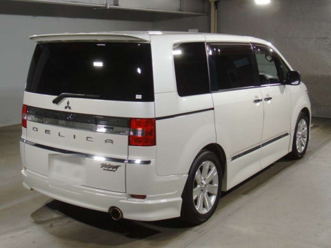 2016 Mitsubishi Delica D5 CV5W[1]