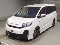 2016 Toyota Noah