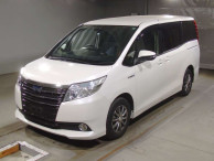 2016 Toyota Noah