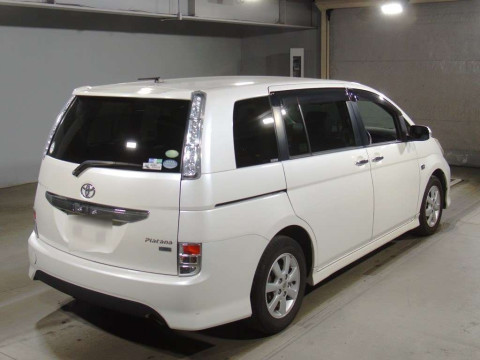 2012 Toyota Isis ZGM10W[1]