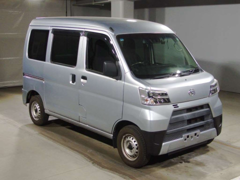 2020 Daihatsu Hijet Cargo S331V[2]